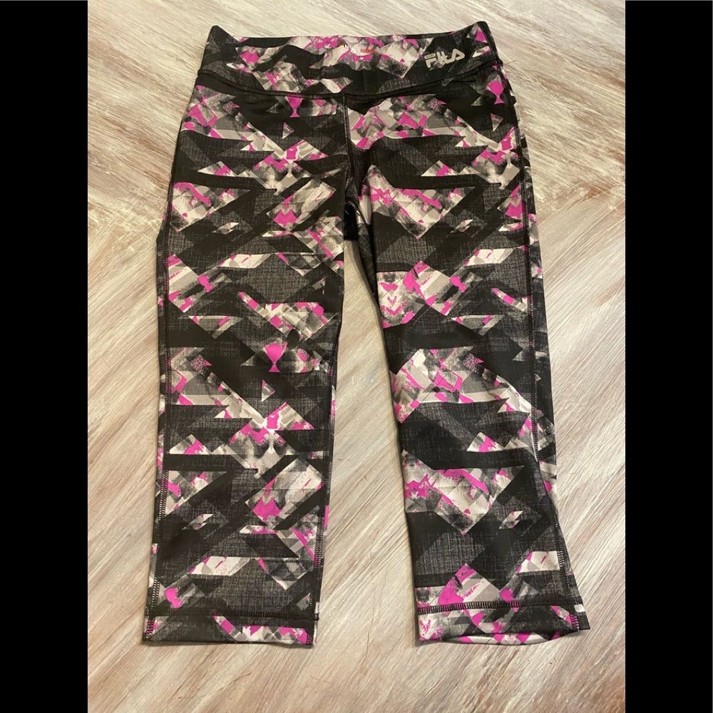 Fila Capris - Picture 1 of 2